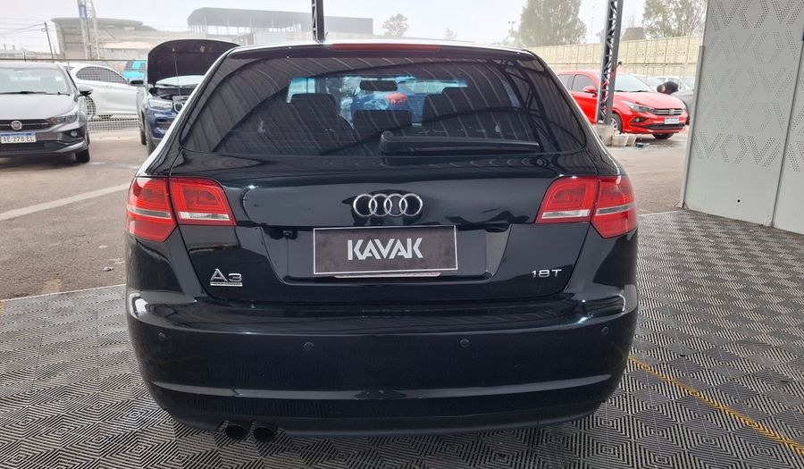 Audi A3 1.8 TFSI SPORTBACK S TRONIC Hatchback 2013