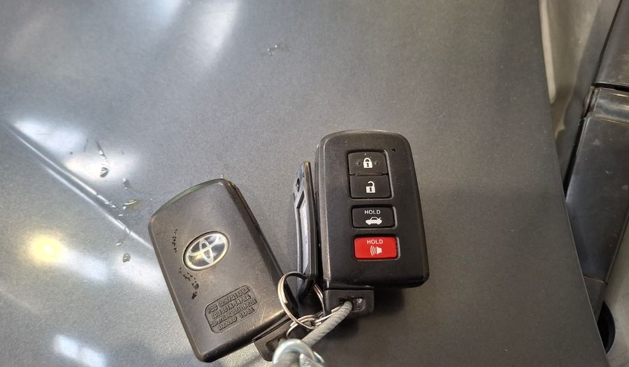 Toyota Corolla 1.8 LE CVT Sedan 2015