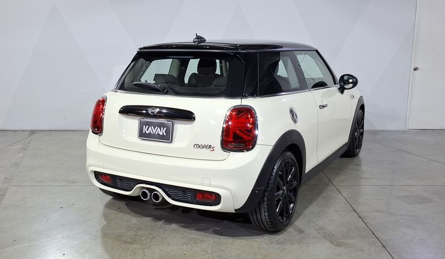 Mini Cooper S 2.0 COOPER SALT DCT Hatchback 2019