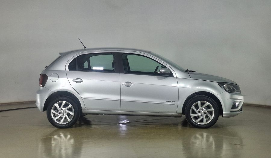 Volkswagen Gol 1.6 HIGHLINE Hatchback 2020