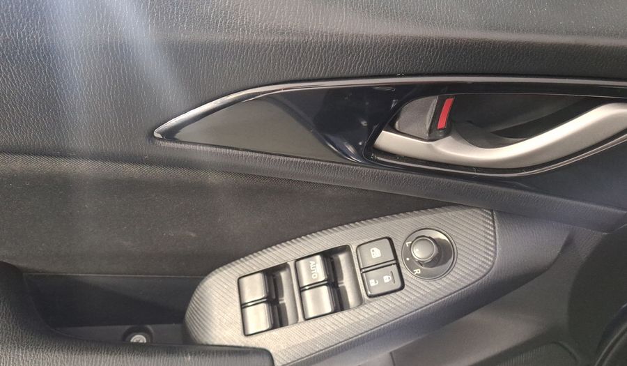 Mazda 3 2.0 SEDAN I TOURING TA Sedan 2015