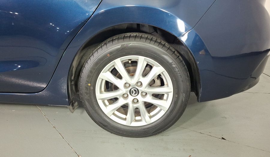 Mazda 3 2.0 SEDAN I TOURING TA Sedan 2015