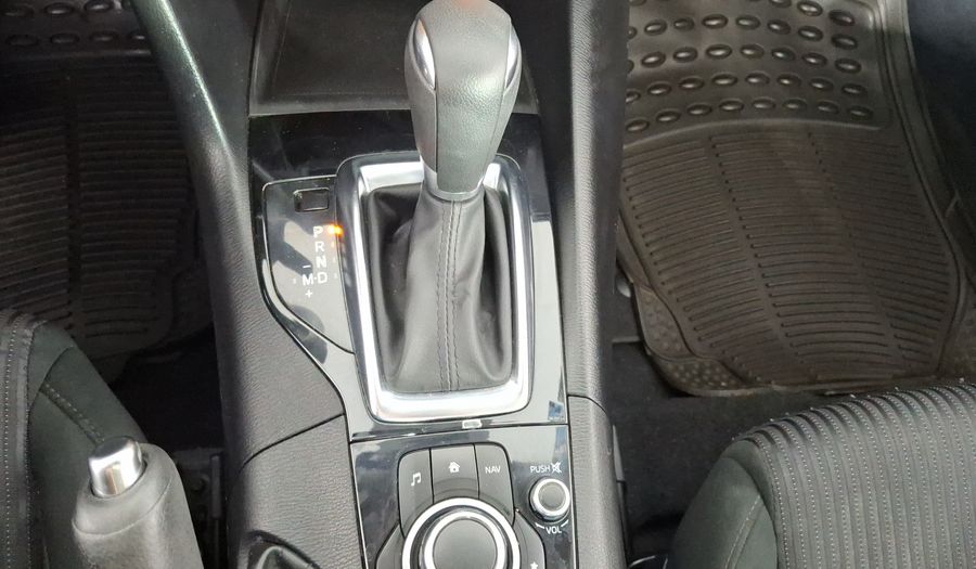 Mazda 3 2.0 SEDAN I TOURING TA Sedan 2015