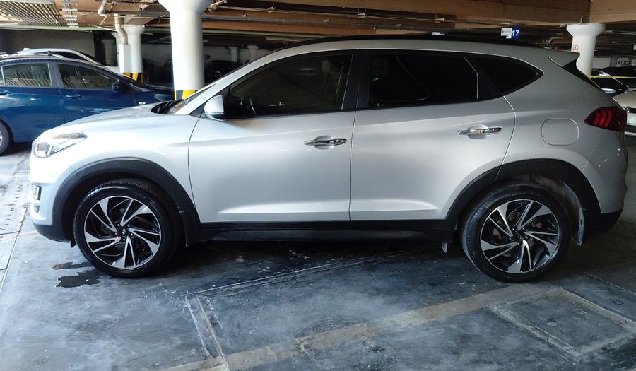 Hyundai Tucson 2.4 LIMITED TECH AUTO Suv 2021