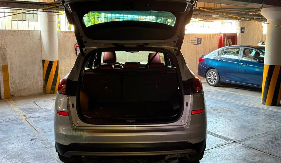 Hyundai Tucson 2.4 LIMITED TECH AUTO Suv 2021