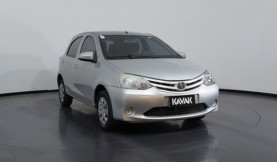 Toyota Etios 1.3 T-FLEX X Hatchback 2014