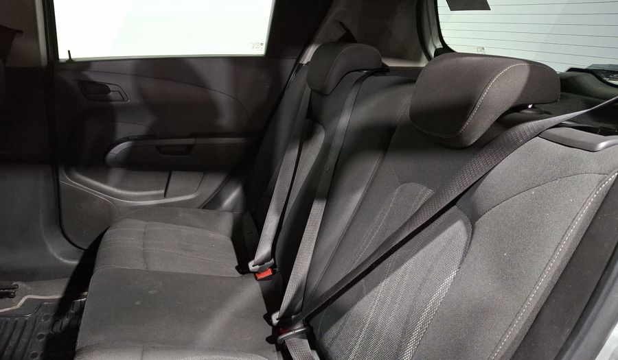 Chevrolet Sonic 1.6 AT K LT Hatchback 2016