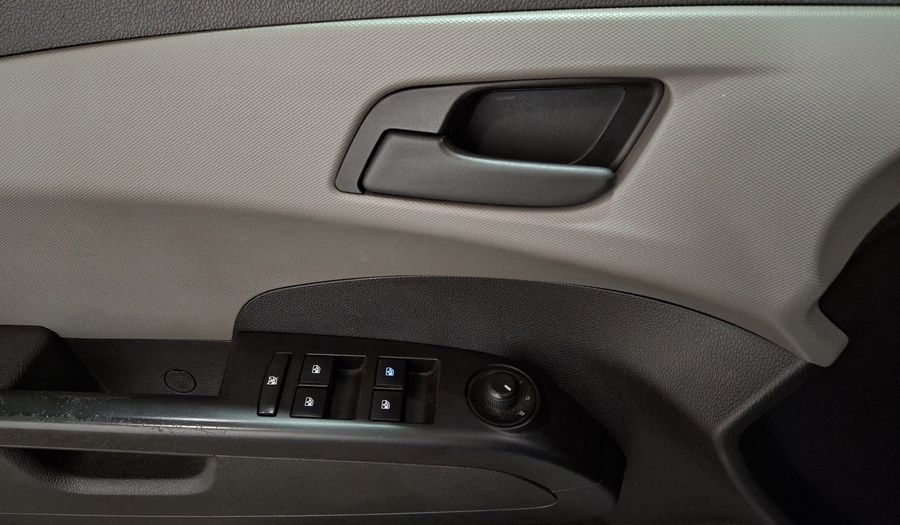 Chevrolet Sonic 1.6 AT K LT Hatchback 2016