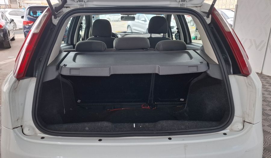 Fiat Punto 1.6 16V ESSENCE 5P Hatchback 2012