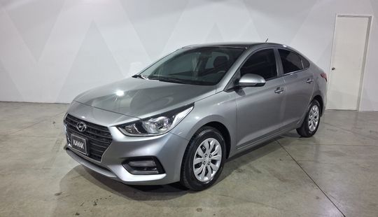 Hyundai • Accent