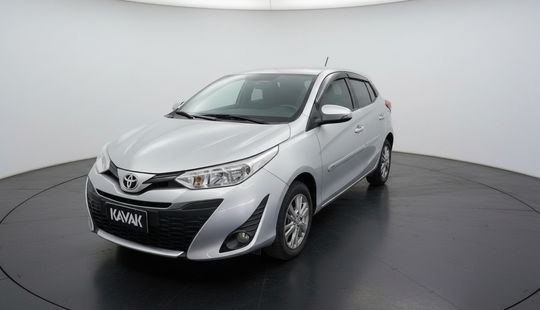Toyota • Yaris