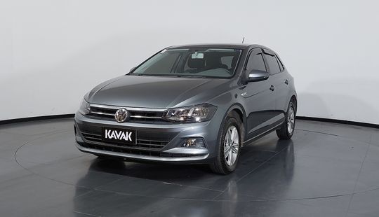 Volkswagen • Polo