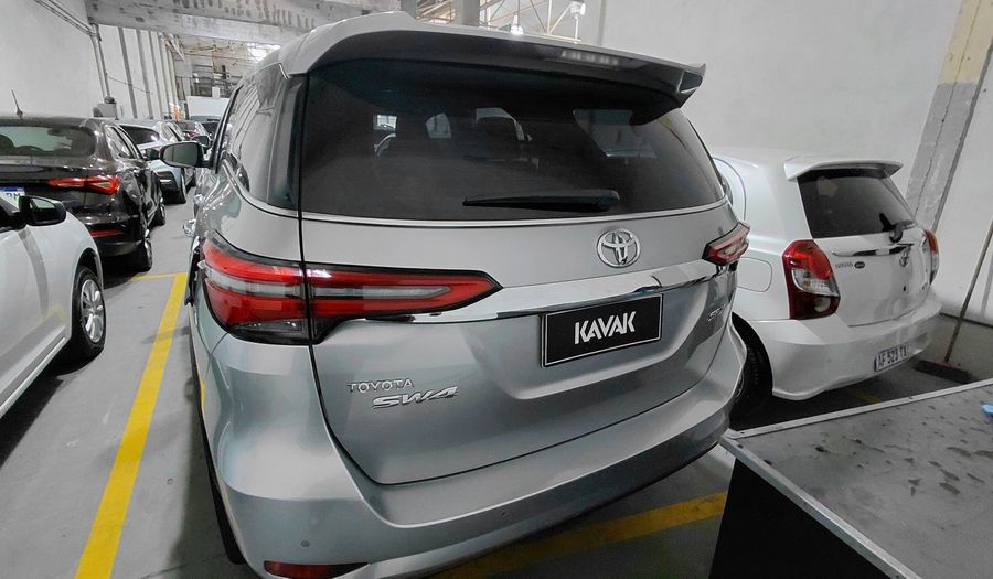 Toyota Sw4 2.8 TDI SRX AUTO 4WD Suv 2021