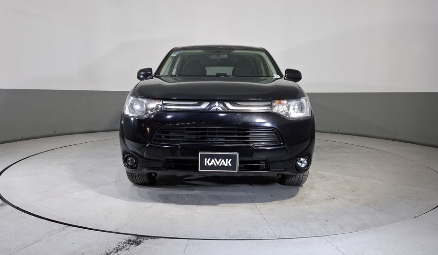Mitsubishi Outlander 2.4 SE AT Suv 2014