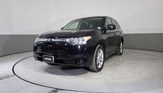 Mitsubishi • Outlander