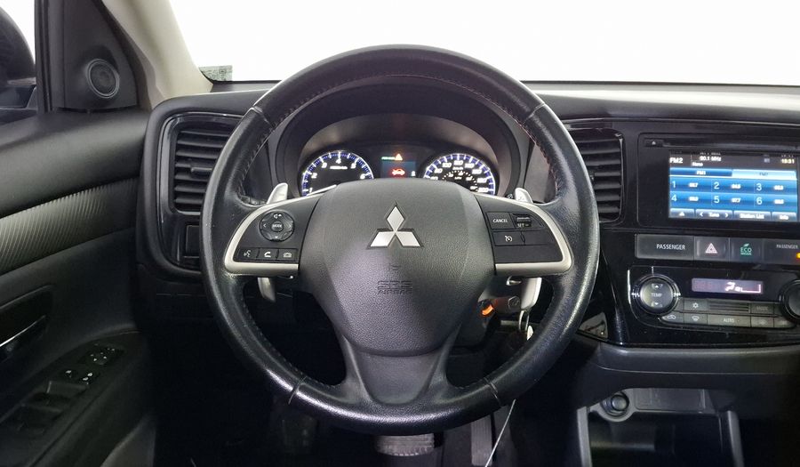 Mitsubishi Outlander 2.4 SE AT Suv 2014