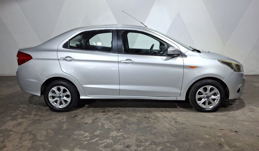 Ford Figo 1.5 FIGO TITANIUM AT Sedan 2017