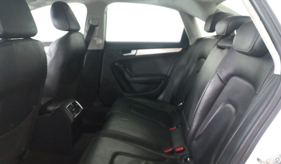 Audi A4 2.0 TFSI TRENDY PLUS MULTITRONIC Sedan 2013