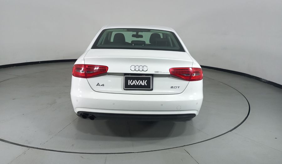 Audi A4 2.0 TFSI TRENDY PLUS MULTITRONIC Sedan 2013