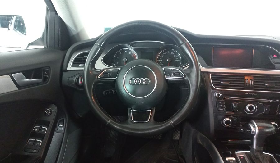 Audi A4 2.0 TFSI TRENDY PLUS MULTITRONIC Sedan 2013