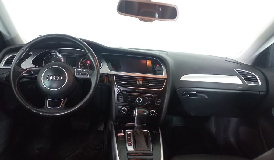 Audi A4 2.0 TFSI TRENDY PLUS MULTITRONIC Sedan 2013