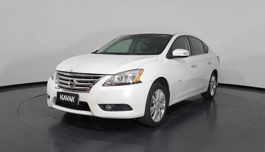 Nissan • Sentra