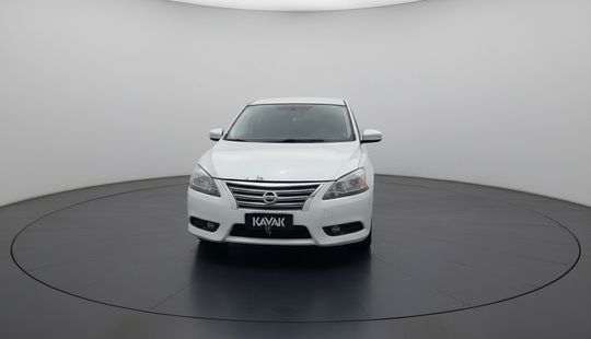 Nissan • Sentra