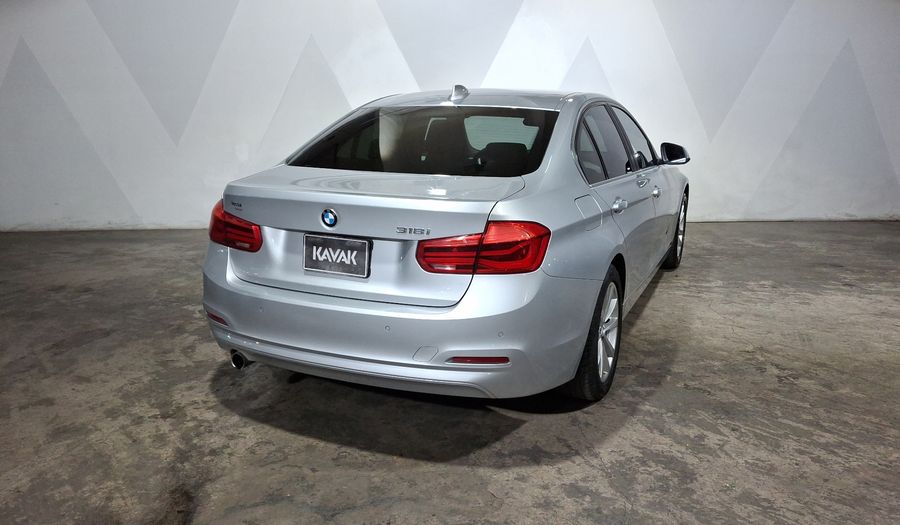 Bmw Serie 3 1.5 318IA EXECUTIVE AUTO Sedan 2018