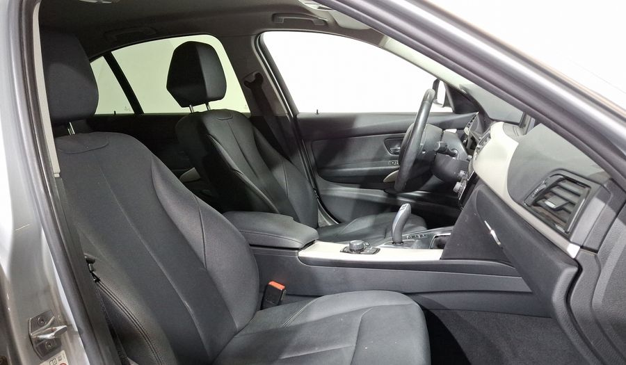 Bmw Serie 3 1.5 318IA EXECUTIVE AUTO Sedan 2018