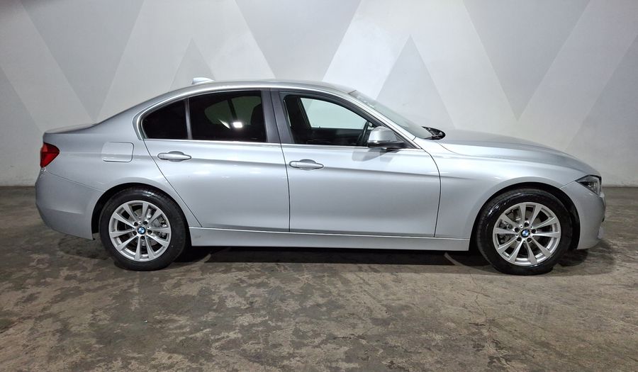 Bmw Serie 3 1.5 318IA EXECUTIVE AUTO Sedan 2018