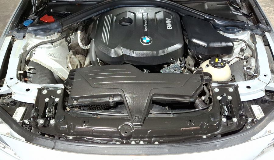 Bmw Serie 3 1.5 318IA EXECUTIVE AUTO Sedan 2018