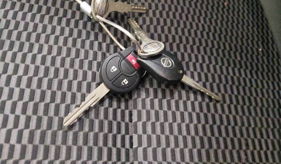 Nissan March 1.6 16V FLEX SV Hatchback 2015