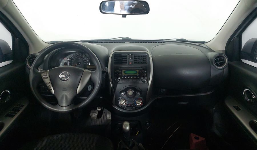 Nissan March 1.6 16V FLEX SV Hatchback 2015