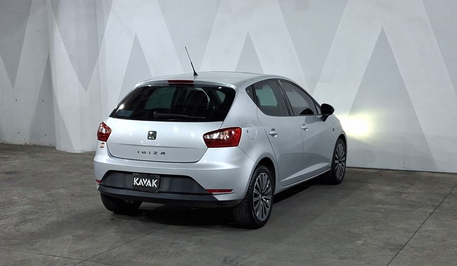 Seat Ibiza 1.6 STYLE MT CONNECT Hatchback 2017