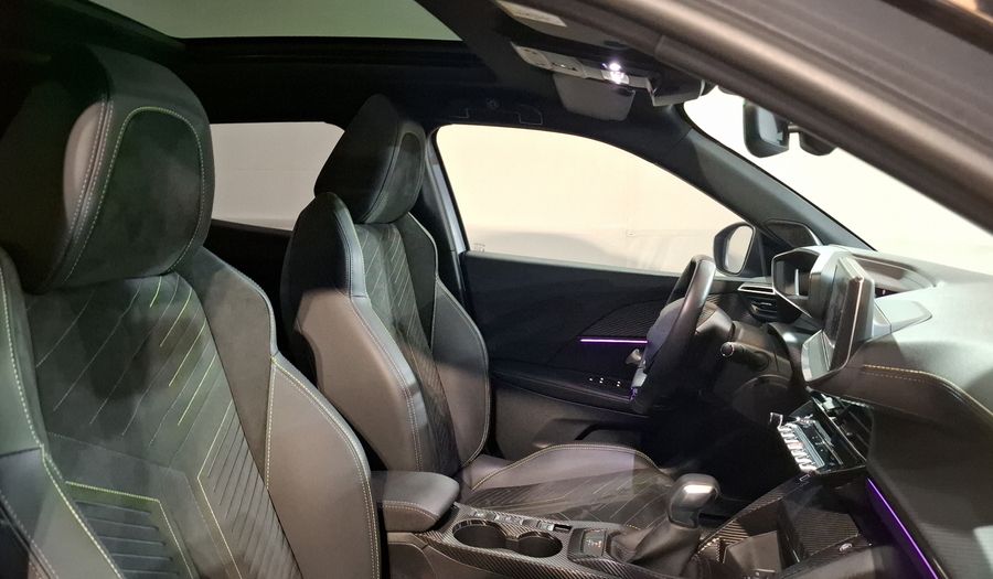 Peugeot 2008 1.2 GT AUTO FL Suv 2025