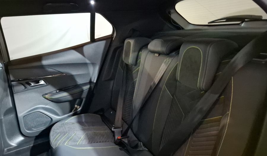 Peugeot 2008 1.2 GT AUTO FL Suv 2025