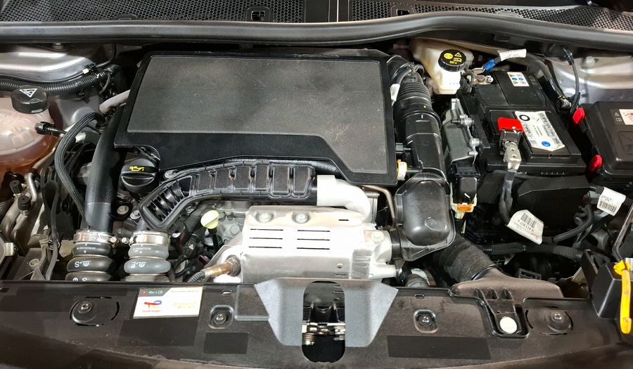 Peugeot 2008 1.2 GT AUTO FL Suv 2025
