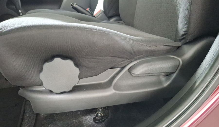 Mitsubishi Mirage 1.2 GLX CVT Hatchback 2018