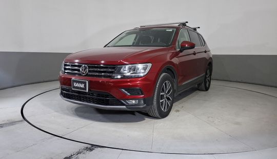 Volkswagen • Tiguan