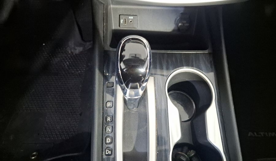 Nissan Altima 2.5 ADVANCE NAVI AUTO Sedan 2018