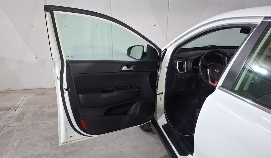 Kia Sportage 2.0 LX AUTO Suv 2020