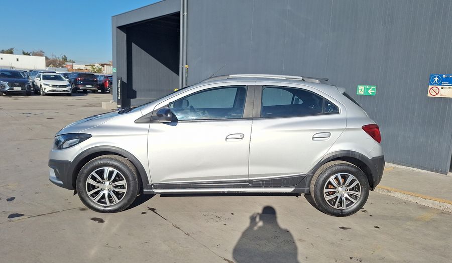 Chevrolet Onix 1.4 ACTIV Hatchback 2018