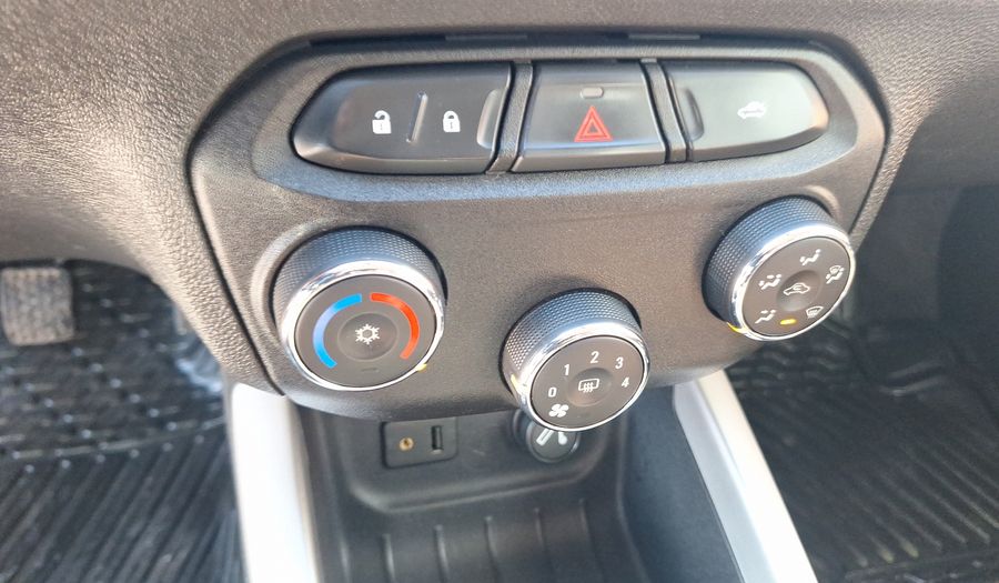 Chevrolet Onix 1.4 ACTIV Hatchback 2018