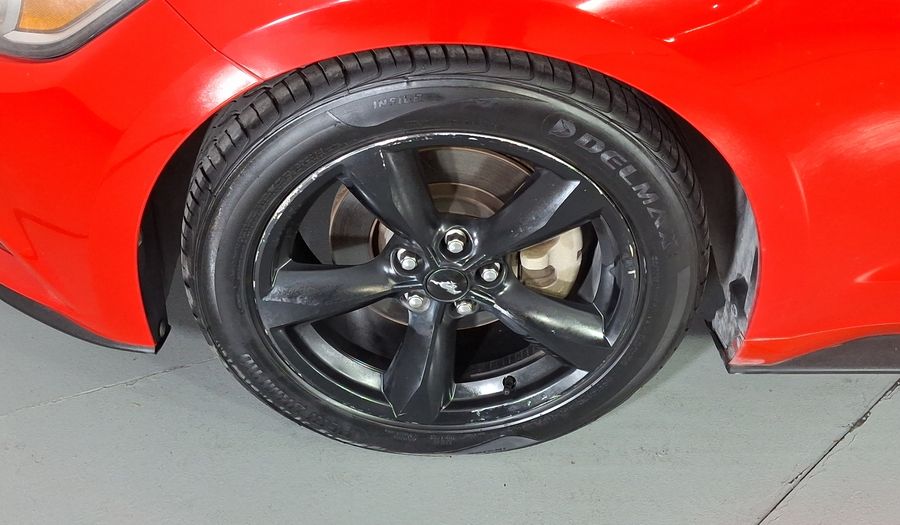 Ford Mustang 3.7 COUPE LUJO V6 TA TELA Coupe 2017