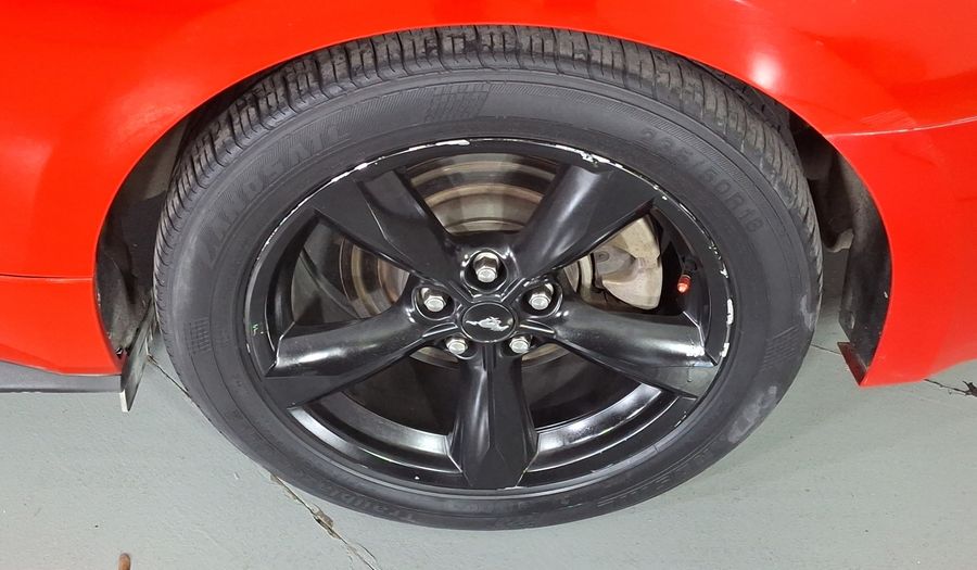 Ford Mustang 3.7 COUPE LUJO V6 TA TELA Coupe 2017