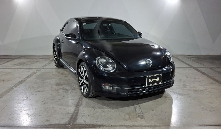 Volkswagen Beetle 2.0 TURBO MT Hatchback 2014
