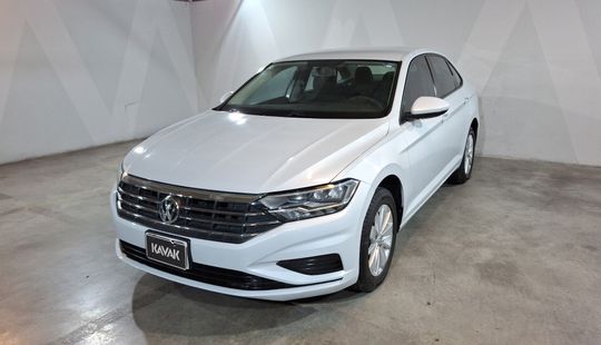 Volkswagen • Jetta