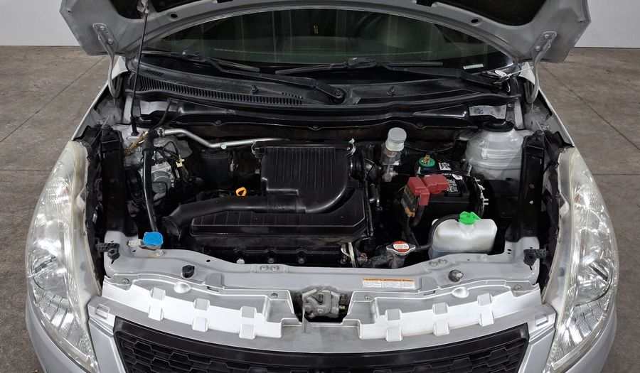 Suzuki Swift 1.4 GLX MT Hatchback 2016