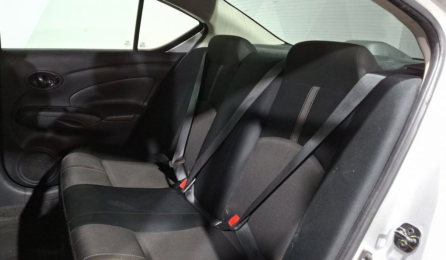 Nissan V-drive 1.6 A/C AUDIO Sedan 2023