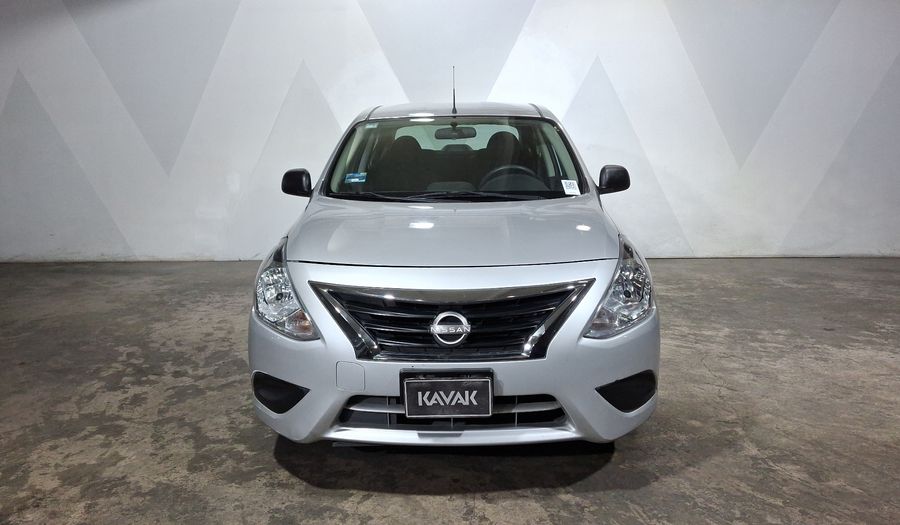 Nissan V-drive 1.6 A/C AUDIO Sedan 2023